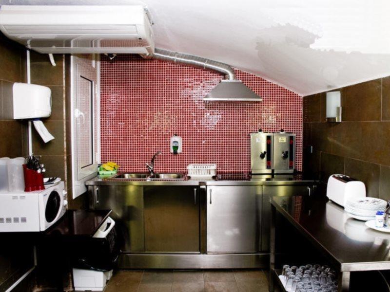 Be Ramblas Guest House Барселона Экстерьер фото